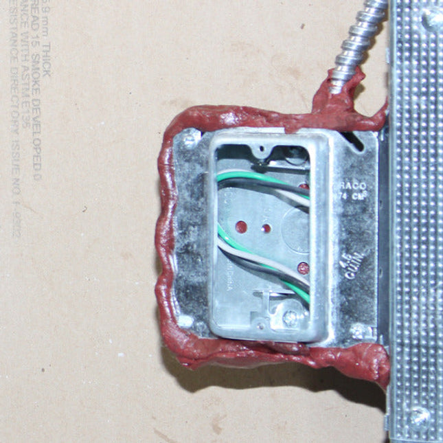 STI - SSP9S Specseal 9" x 9" x 3/16" Putty Pad with Mylar 1 Up